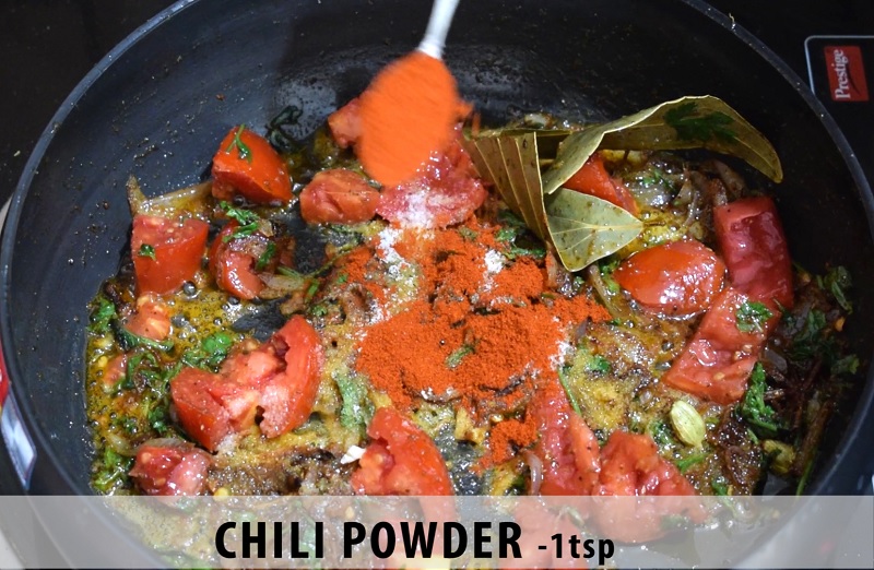 CHILI POWDER & SALT