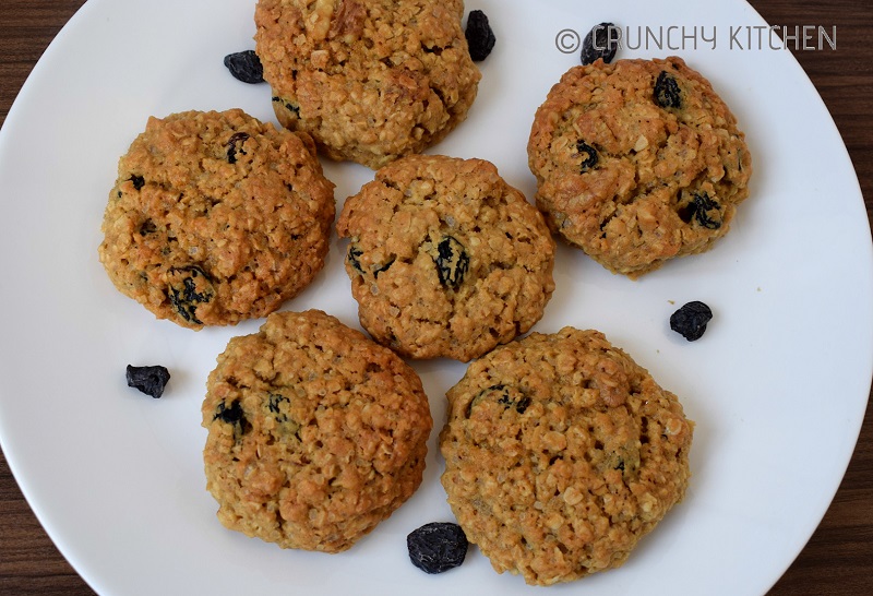 Oatmeal Raisin Walnut Cookies 