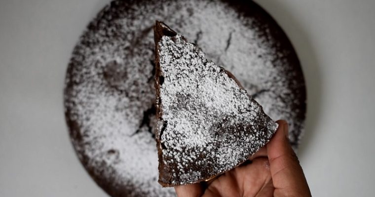 Dairy-Free, Egg-Free Cake | Water Cake using Simple Cupboard Ingredients