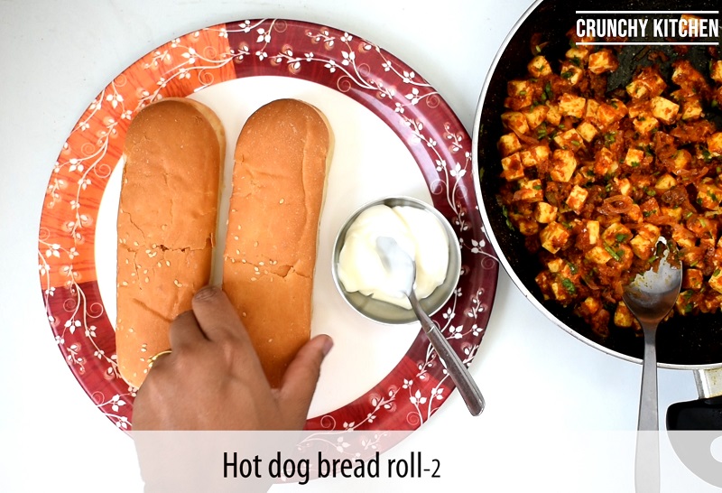 Paneer Hot dog 